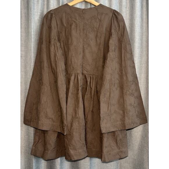 Tuckernuck Hyacinth House Women's Brown Textured Becca Bell-Sleeved Dress Small - Picture 7 of 15